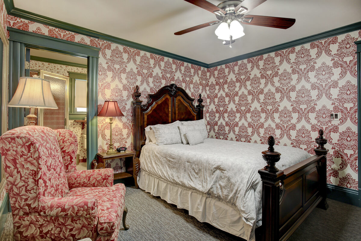 Victorian Bedroom - damask wallpaper